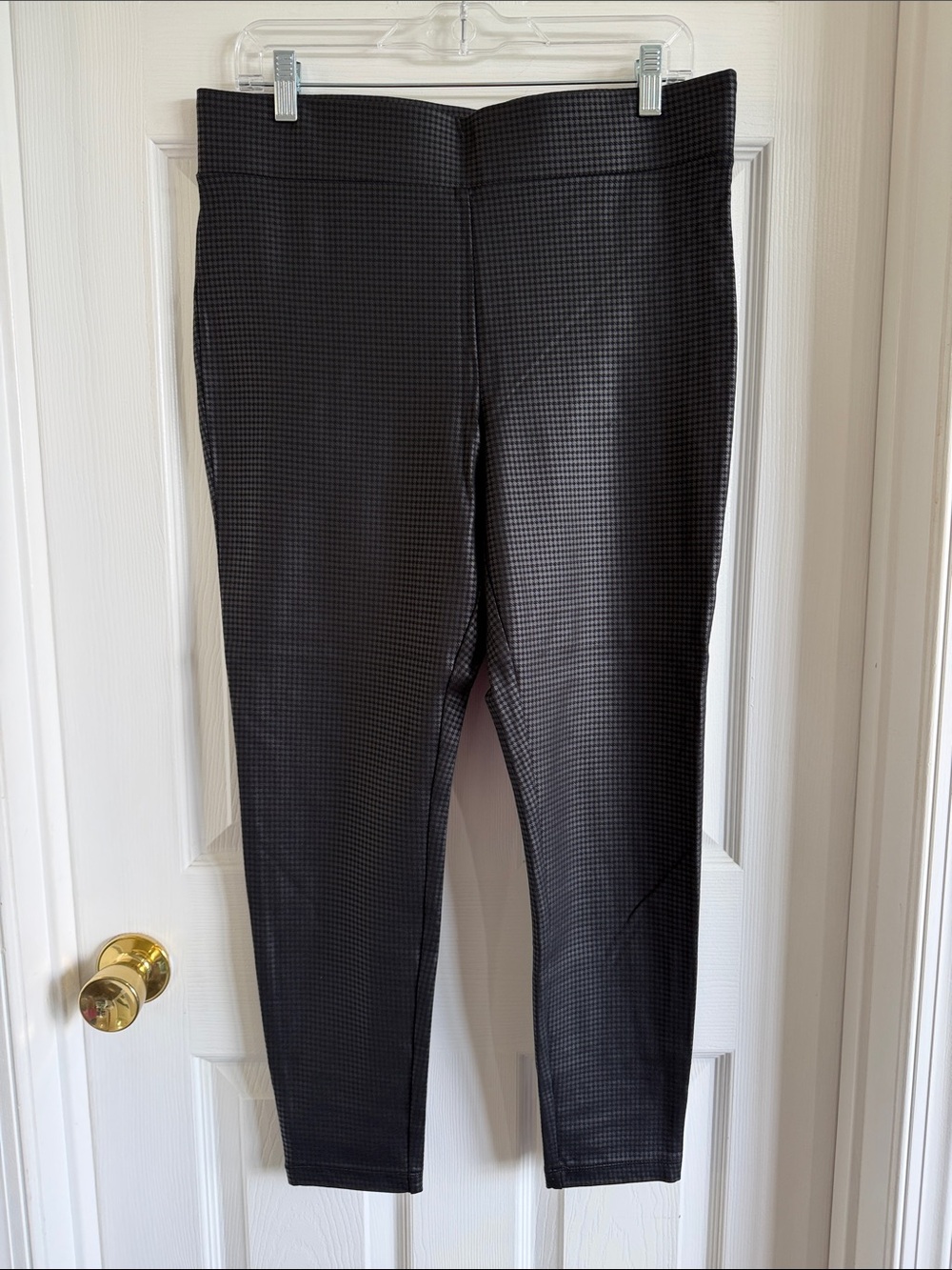 NWT LOFT Black Micro-Check Leggings